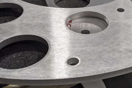 Máquina de corte por láser de fibra CNC de alta productividad de 3000-30000W para gran formato