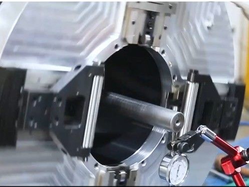 Máquina de corte por láser de fibra de 12 m para tuberías pequeñas