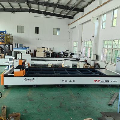 Máquina de corte por láser de fibra de metal de alta precisión para mantenimiento